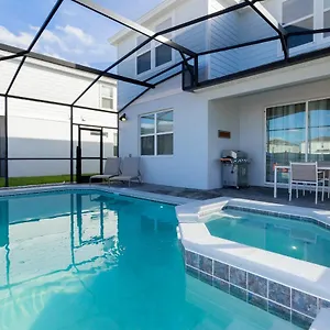 Brand New! Five Bedrooms House With Private Pool At Windsor Island Holiday home